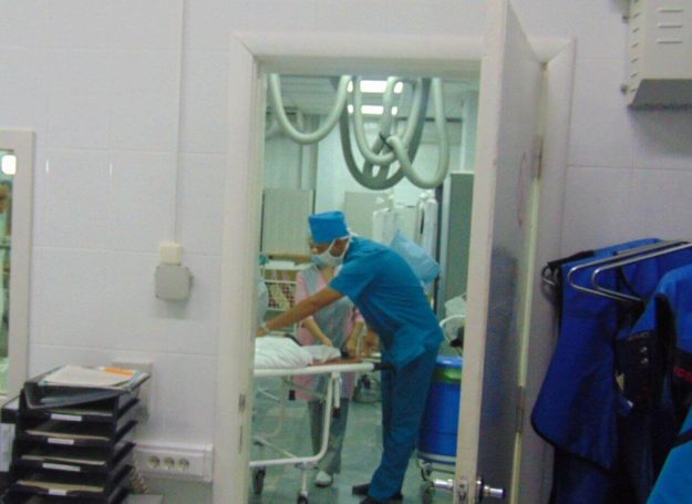 В Краевой клинической больнице продолжают оперировать детей с врождёнными пороками сердца